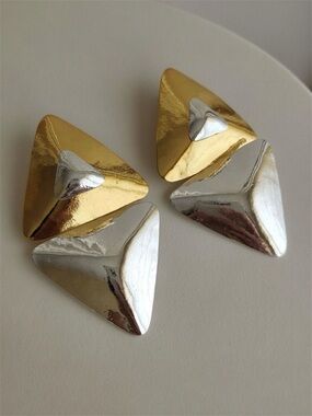RESTOCK 🔥 ZARA STYLE MISMATCHED GEOMETRIC EARRINGS GOLDEN/SILVER COLOR